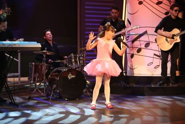 Ximena sintió cada palabra de la canción.