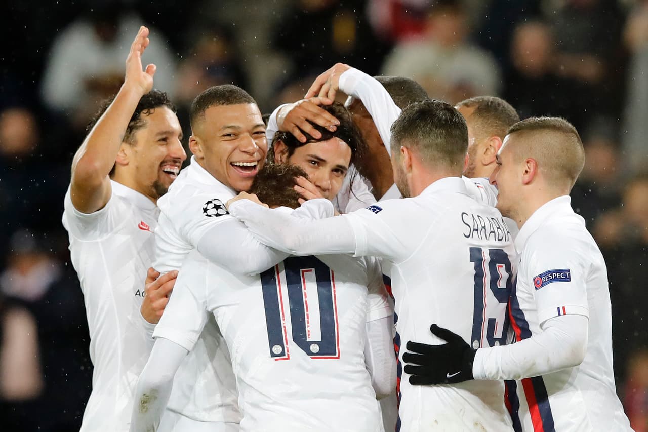 Edinson Cavani (84’) cerró la cuenta por la vía penal.