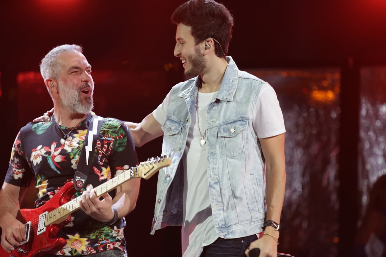 Con el sencillo 'Alguien robó', el cantante colombiano logró llegar hasta la entrega de Premios Juventud 2017.