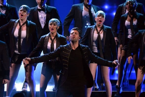 Con un espectáculo impresionante, Jencarlos hizo vibrar al público.