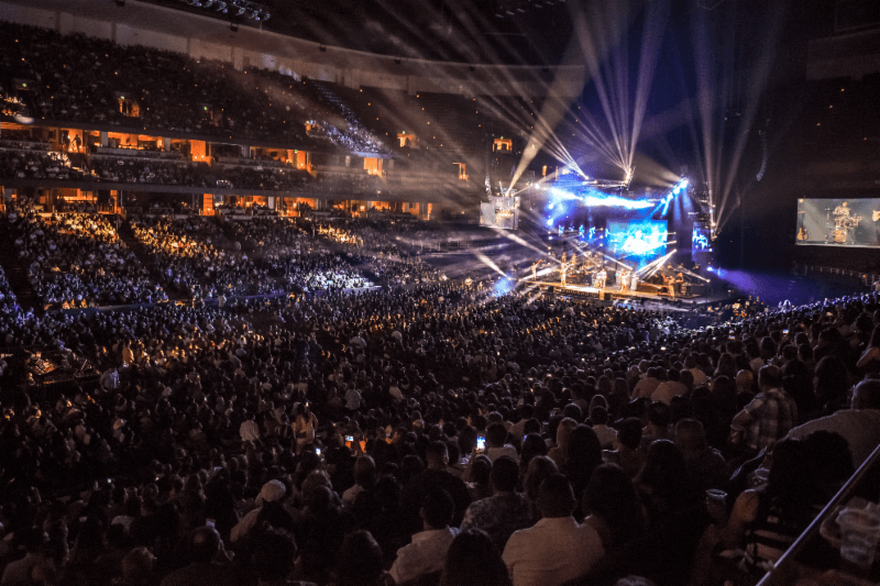 Para continuar con esta segunda parte de la exitosa gira, el sábado, 25 de agosto, el artista michoacano enamoró al público de la ciudad de Fresno en el Save Smart Center.