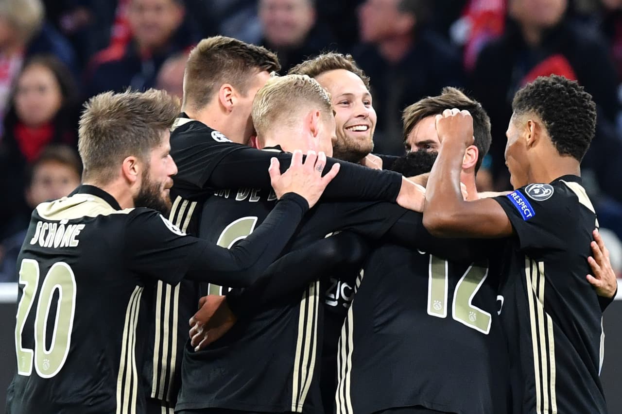 Primer gol del joven holandés en esta temporada y, por obvias razones, en esta edición del mejor torneo de clubes del mundo.