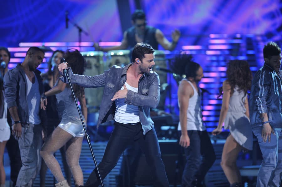 Con este tema, Ricky Martin promocionó su álbum 'Música+Alma+Sexo'.