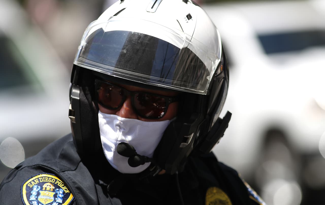 Piden rechazar aumento para la policía de San Diego durante protestas por George Floyd