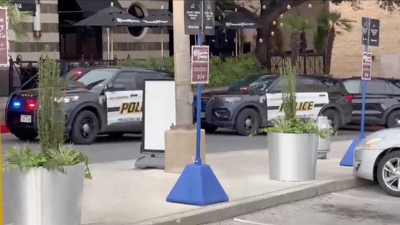 Tiroteo en barbería de North Star Mall deja un hombre muerto