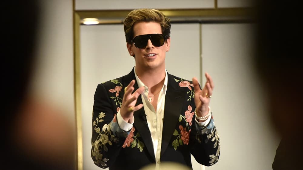 Cancelan la charla '10 cosas que odio de México' de un agitador político en UCLA