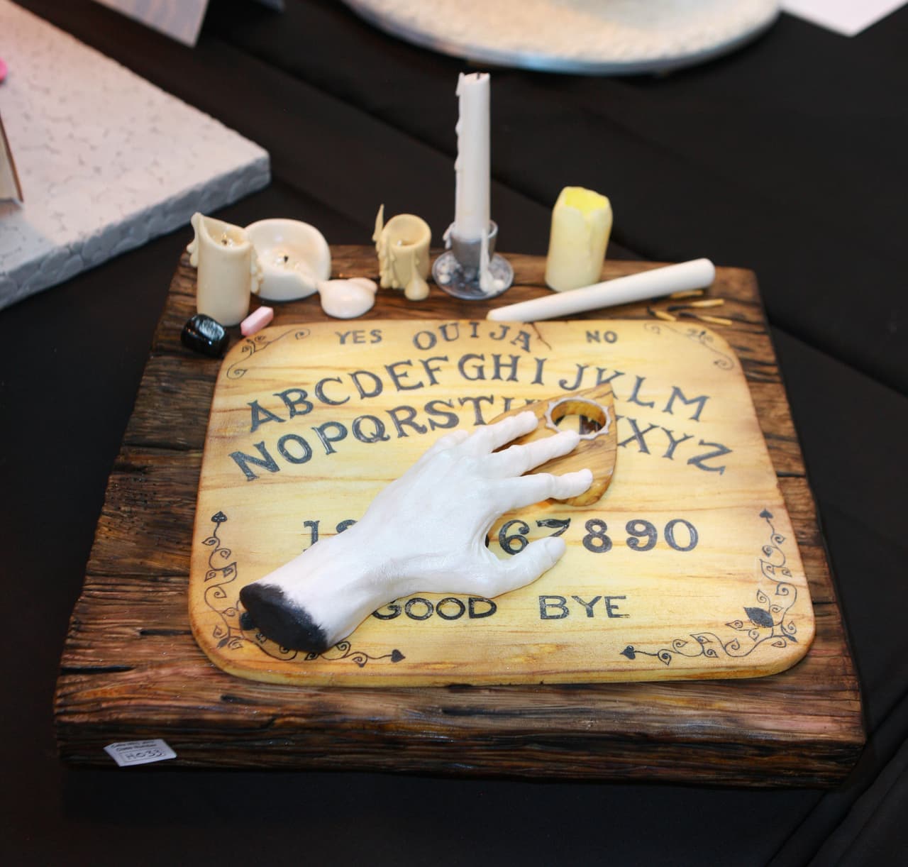 La competencia de pasteles mundial, Cake International, exhibió pasteles que llevan la decoración culinaria a lugares inesperados, con repostería en forma de personajes de películas, pájaros, perros y hasta un bebé. El show se llevará a cabo del 17 al 19 de marzo en Birmingham, Inglaterra.