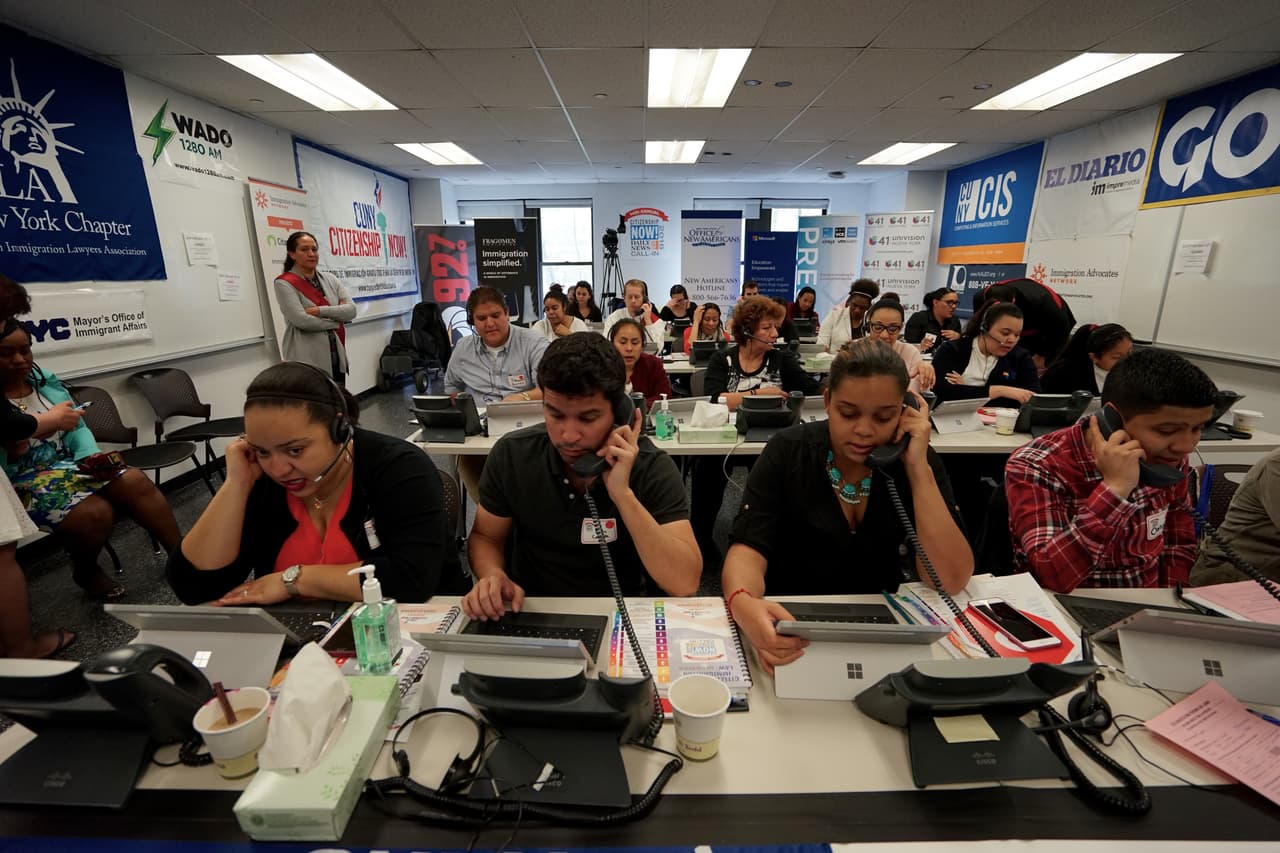 Deseo de voto en NYC incrementa llamadas a Citizenship Now! 