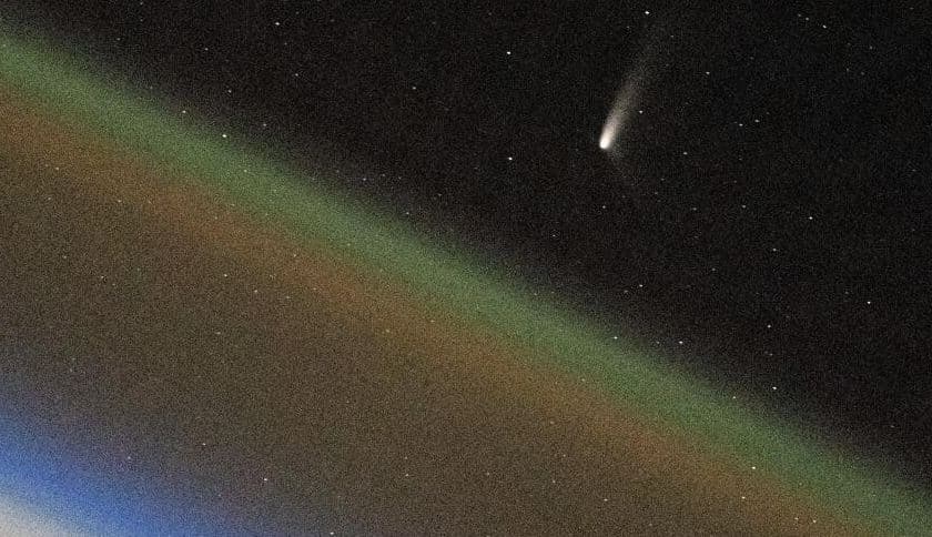 El "cometa del siglo": cuándo podrás ver este asombroso fenómeno celeste estos días