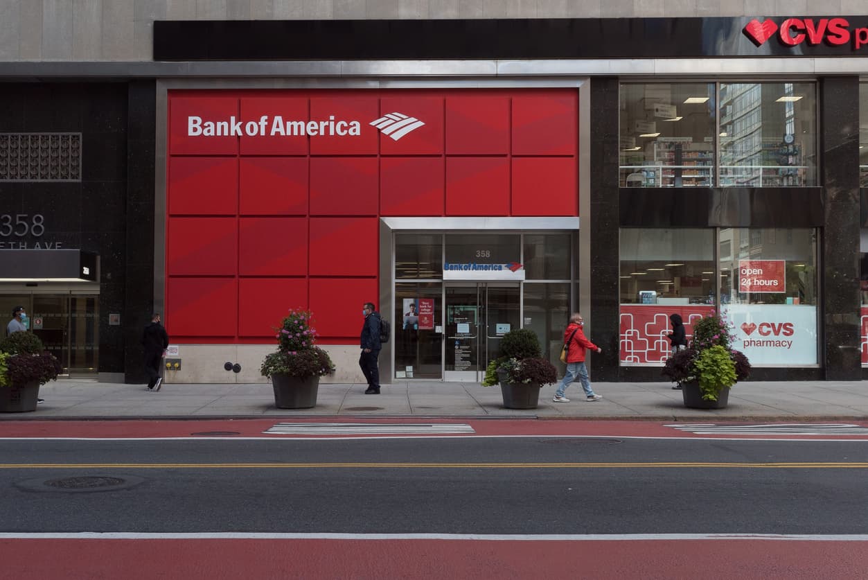 <b>Puesto 5. Bank of America</b>
<br>
<br>Porcentaje de energía verde del total que usa: 109%.
<br>
<br>Uso anual de energía verde: 1,855,505,589 kWh. 
<br>
<br>Industria: finanzas.
<br>
<br>Fuente de energía verde: varias.
<br>