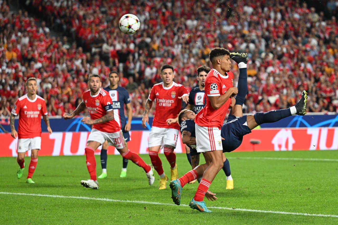 Benfica plantó cara al PSG y rescató un empate en el duelo de la Jornada 3 en la Champions League.