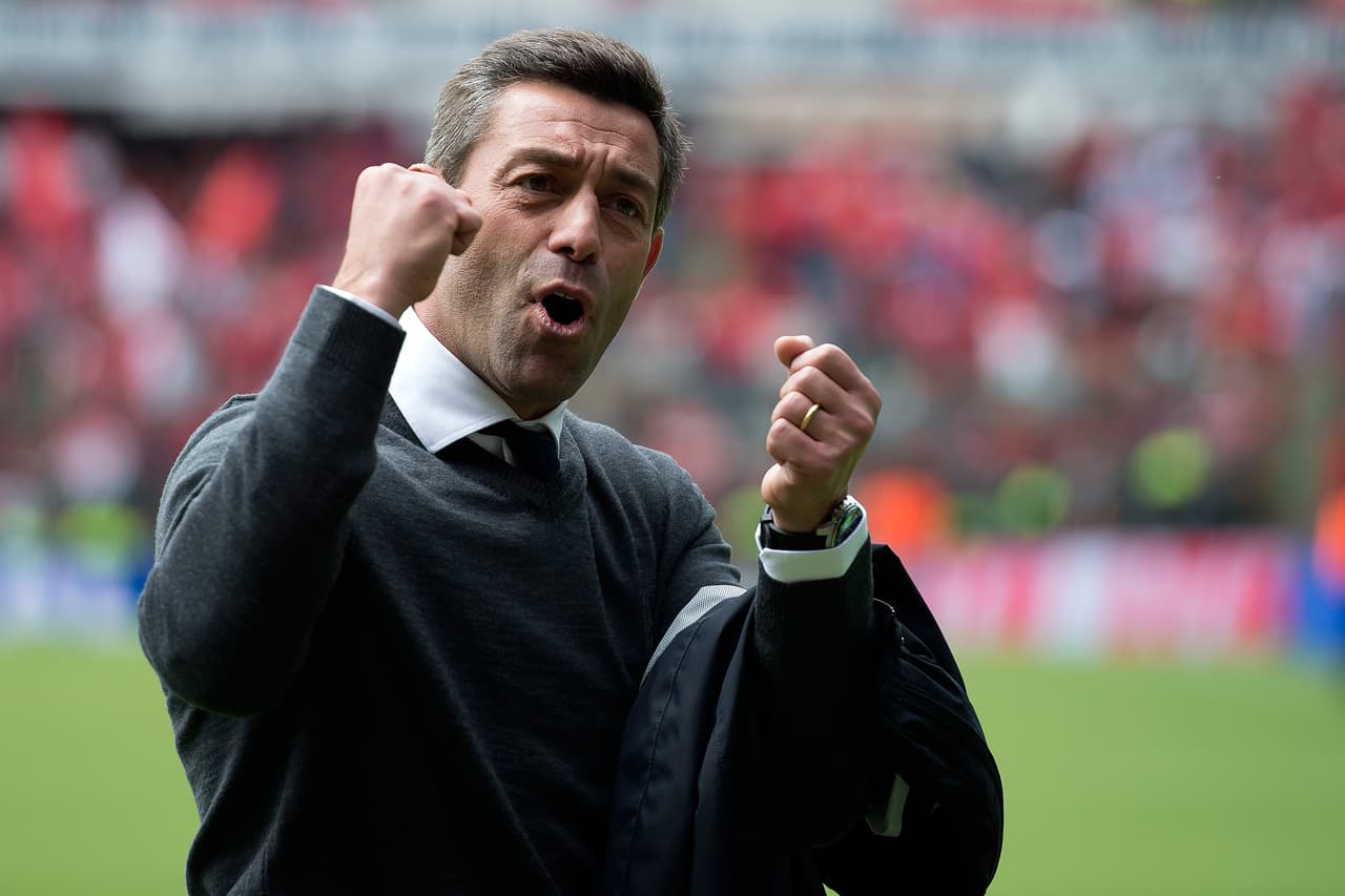 El técnico portugués Pedro Caixinha vivió en 2015 un año en la cuerda floja, a pesar de ello una racha impresionante con Santos Laguna en el momento indicado le dio una de las grandes satisfacciones de su carrera.