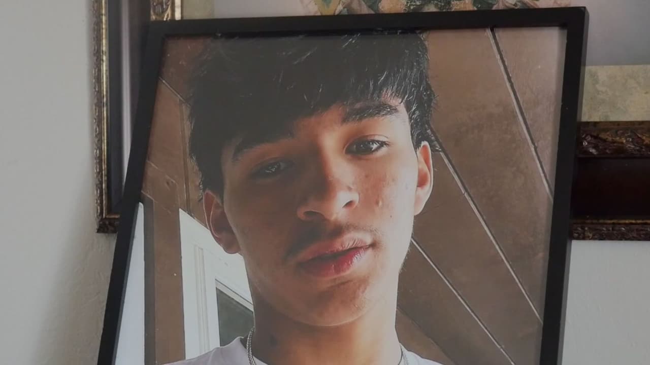 Familia despide a estudiante hispano que iba a iniciar su segundo año de preparatoria