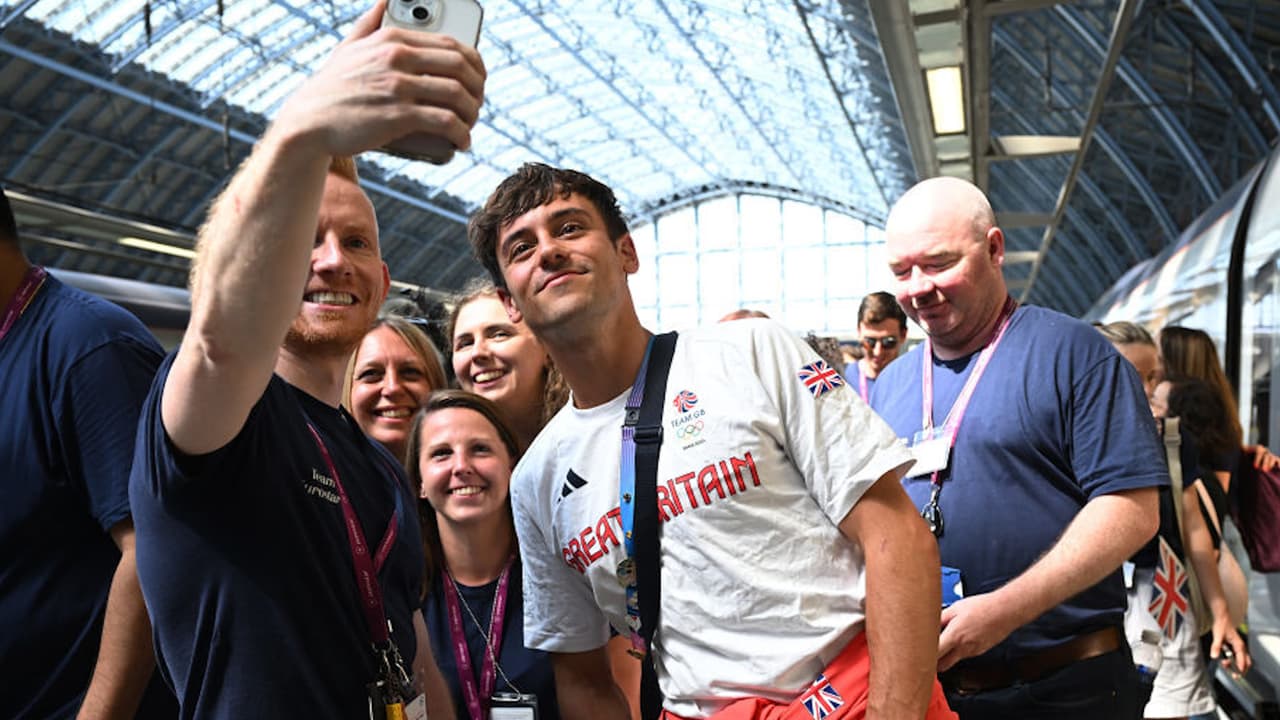 El emblemático clavadista británico Tom Daley anuncia su retiro