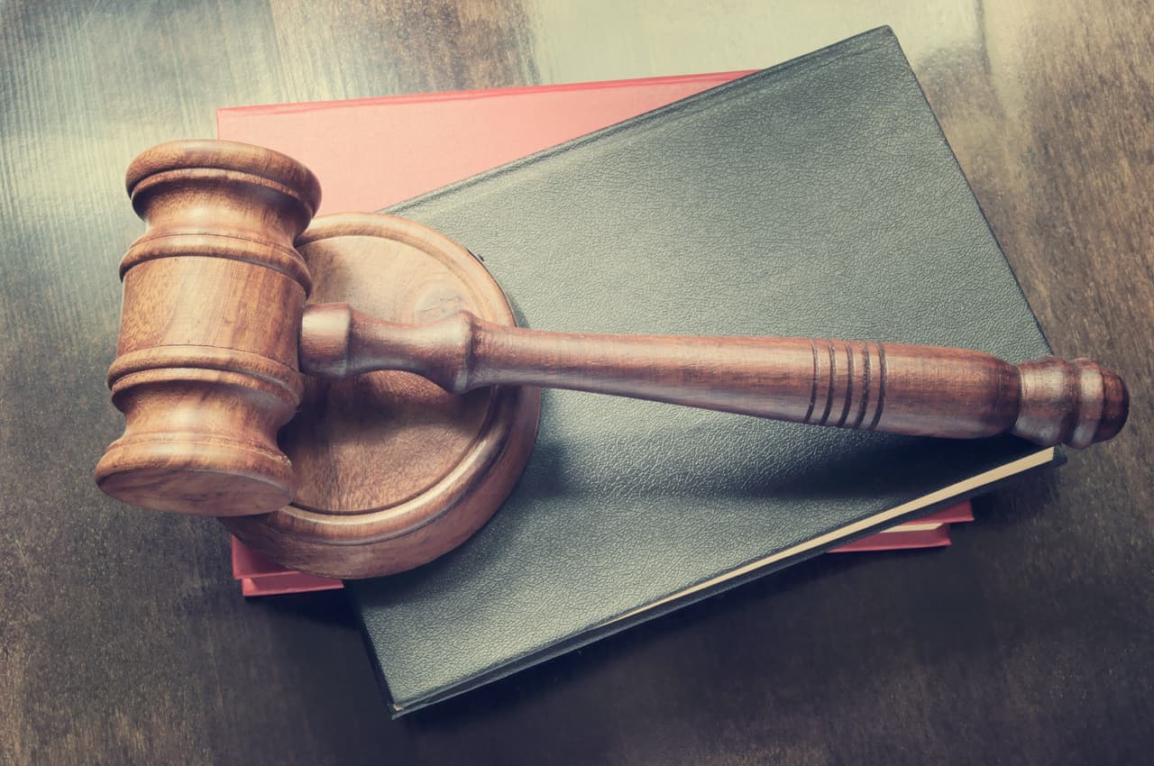 Con el efluvio de las Gemínidas existe una buena posibilidad de resolver favorablemente una situación laboral que te estaba preocupando. El asunto legal pendiente se aclara y muchas inquietudes quedan en el pasado. Disfrutarás un fin de mes y de año exitoso, lo mejor está por suceder.