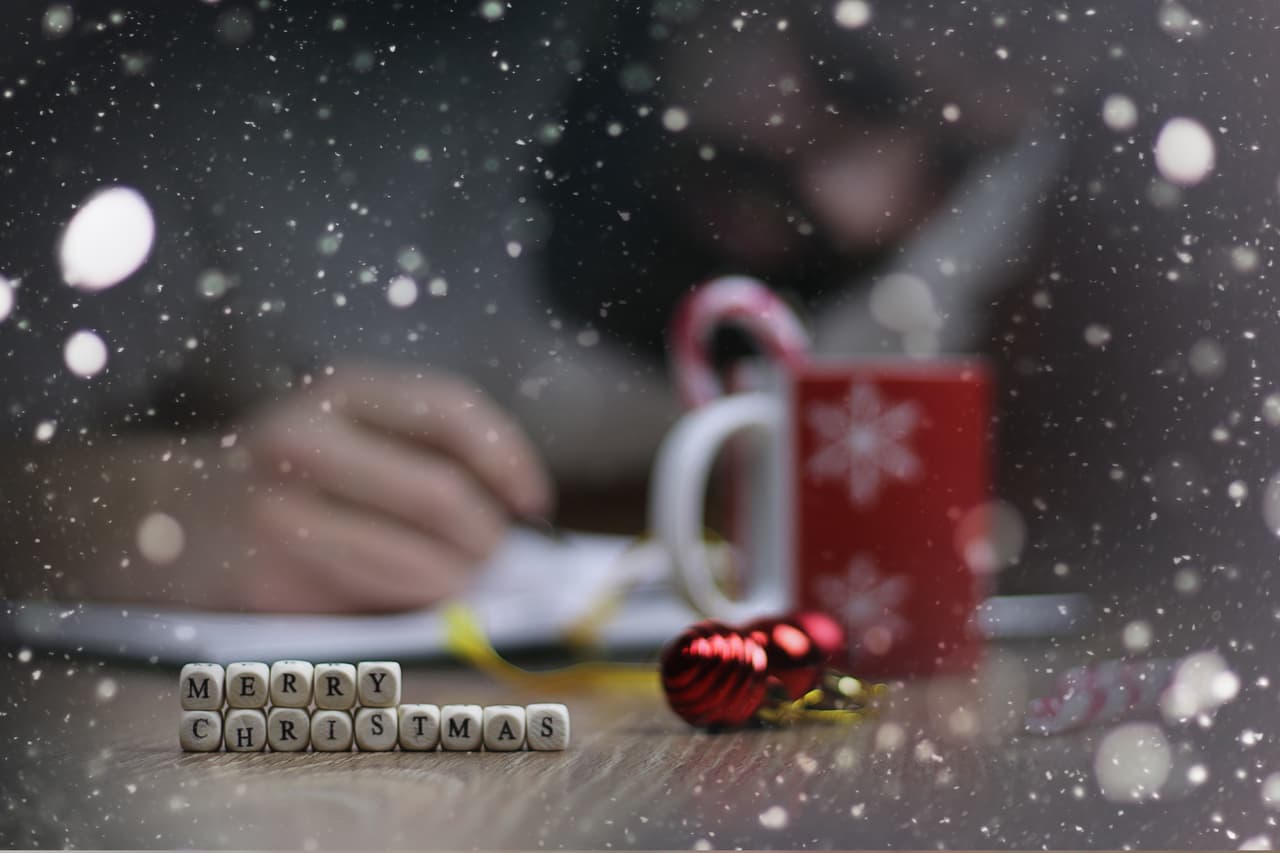 Trázate metas en tu trabajo porque se avecinan días de intensas actividades y debes estar bien preparado para que no te sorprenda la noche y puedas disfrutar sin preocupaciones las próximas fiestas navideñas y de fin de año. Con el paso de las Gemínidas contarás con un dinero extra que te permitirá regalarte algo.