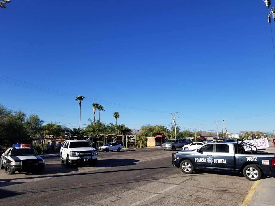 “Te invitamos a regresarte”: Residentes de una ciudad mexicana impidieron la entrada de estadounidenses ante el temor al coronavirus