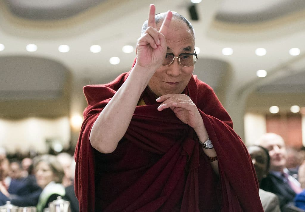 17. El Dalai Lama recibe el Nóbel de la Paz por su oposición a la hegemonía china sobre el Tíbet.