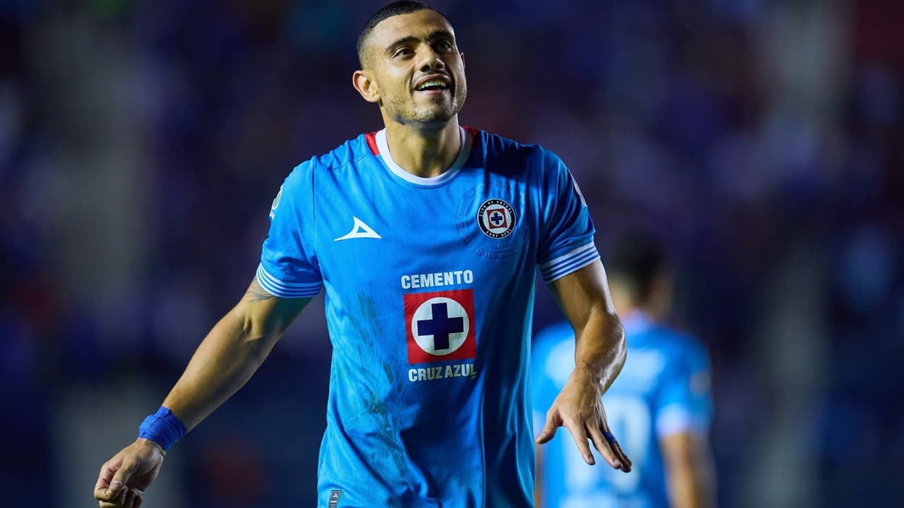 ¡Pólvora mojada! La crisis de gol de Giakoumakis en Cruz Azul