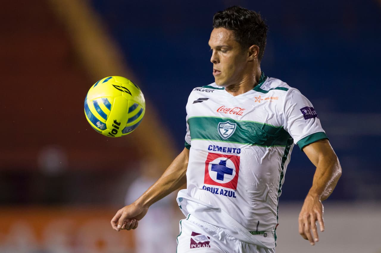 El delantero Luis Ángel Landín volvió a ser noticia, el jugador que fue promesa de Cruz Azul y Morelia, se estrenó con su actual club el Municipal Pérez Zeledón. El atacante firmó hace unos meses con el club de Costa Rica luego de jugar en el Ascenso MX, donde ya no fue requerido por el Zacatepec.