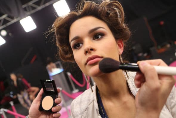 La dominicana se ha ido para arriba, logrando impresionar al difícil jurado y público. Muchos creen que ella podría coronarse como la nueva reina. ¿Lo logrará? Mira cómo ha sido su paso a lo largo de la competencia.