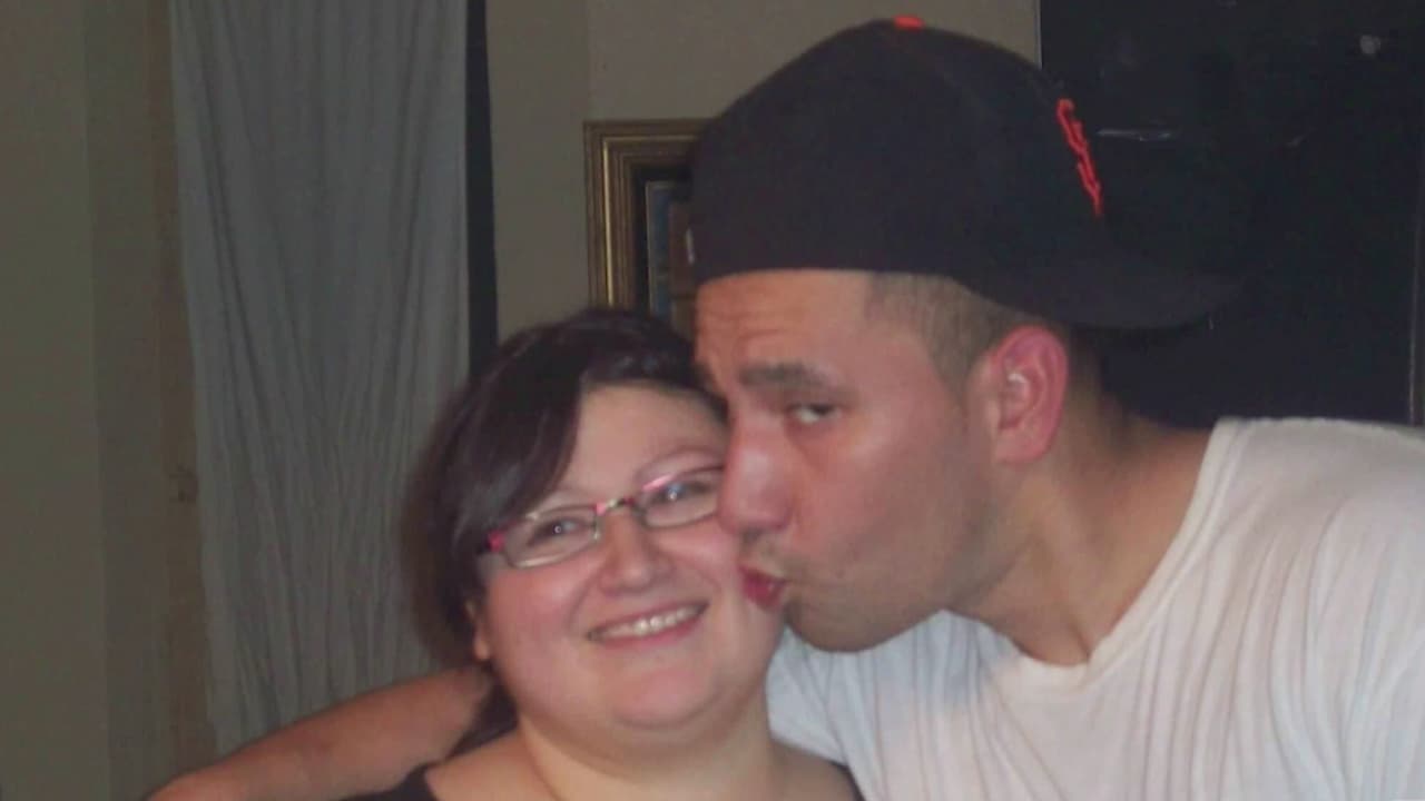 Madre de hombre que murió baleado en casa al suroeste de San Antonio revela que hijastro podría haberle disparado 