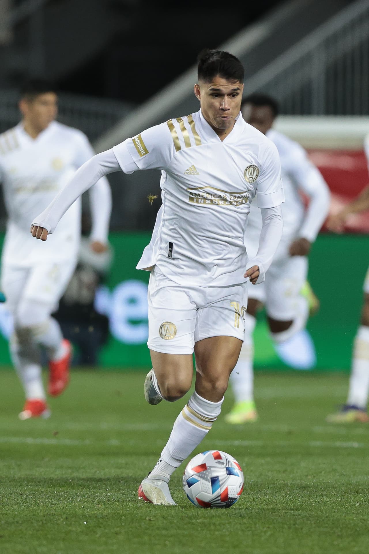 El brasileño Luiz Araújo es uno de los argumentos ofensivos más claros de 'las Cinco Bandas' en su duelo frente a New York City FC.
<br>