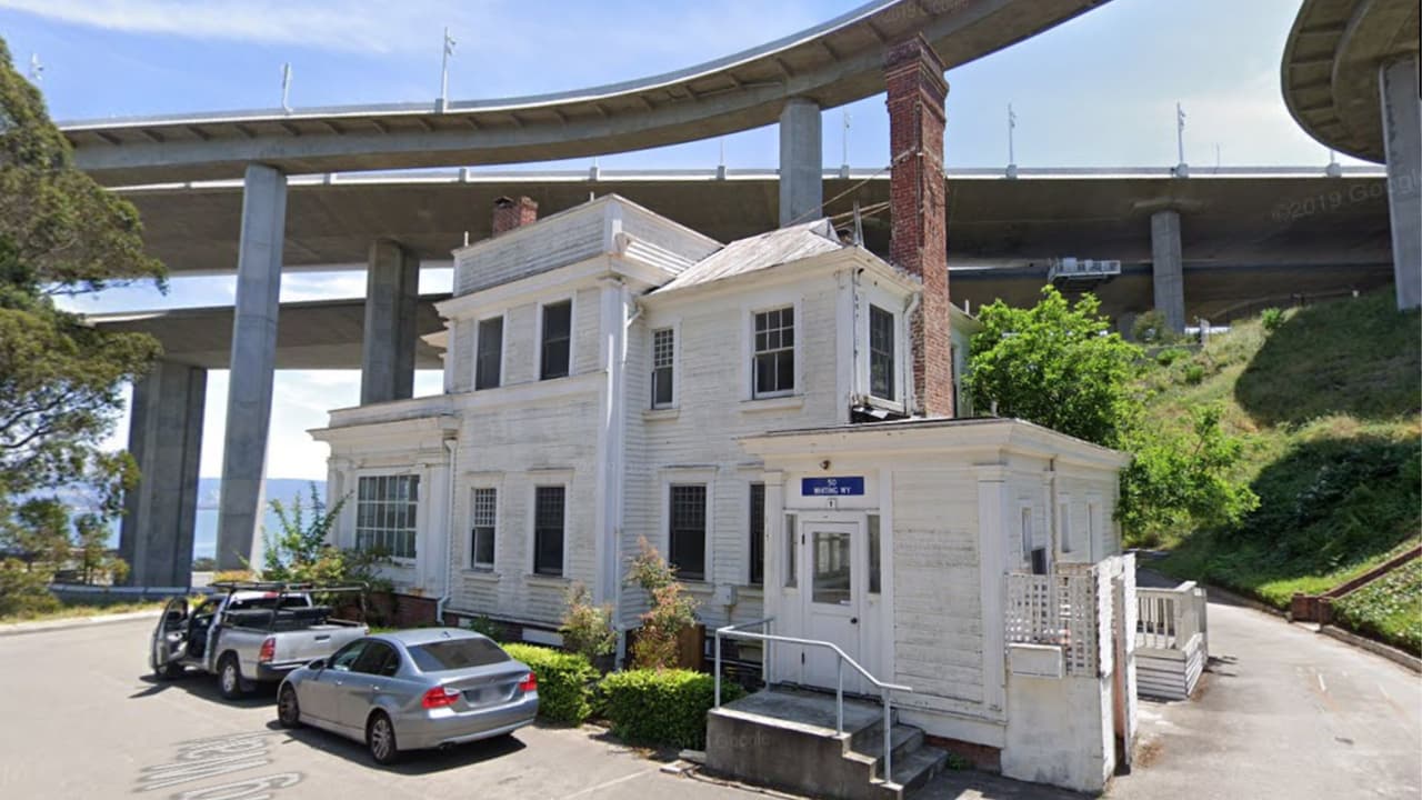 Aunque Nimitz rechazaba entrevistas y evitaba los cumpleaños públicos, su legado como héroe de guerra y su influencia en la historia de Estados Unidos son innegables.