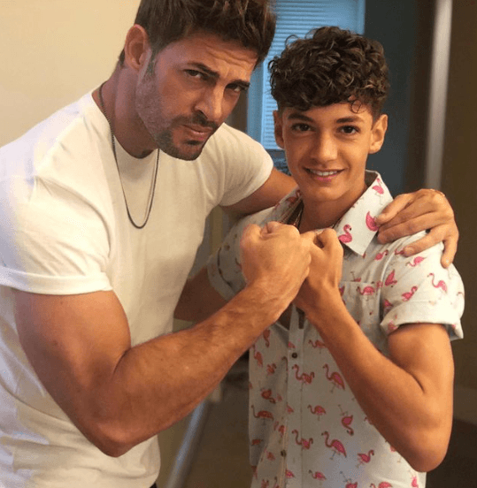 Como producto de su romance, Levy y Gutiérrez se convirtieron en padres de Christohpe y Kailey, a quienes presumen frecuentemente en sus respectivas redes sociales.