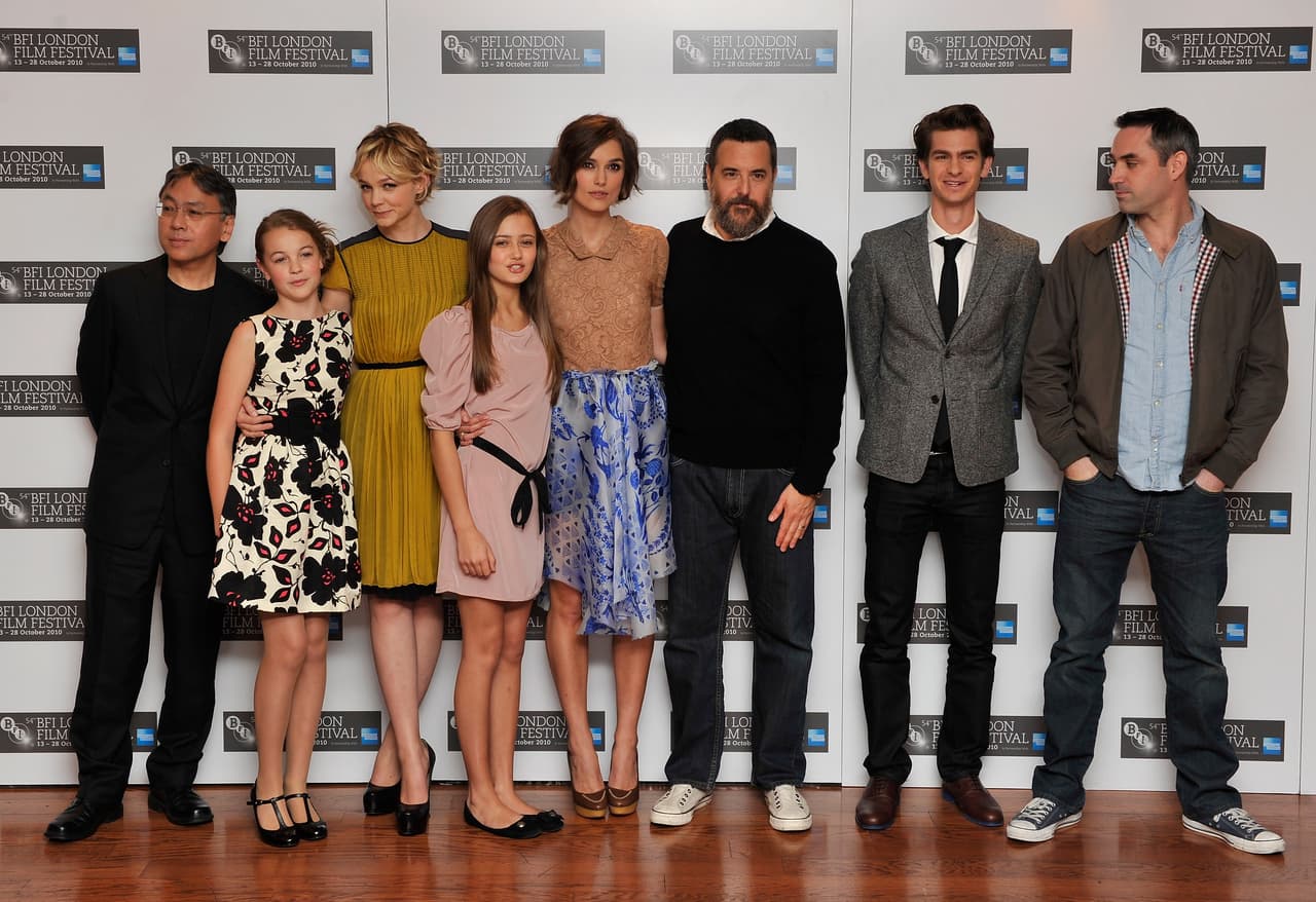 La primera película en la que actuó Purnell fue Never Let Me Go (2010), en esta interpretó a Ruth cuando tenía 14 años y estuvo al lado de actrices como Keira Knightley (de falda azul) y Carey Mulligan (de vestido amarillo).