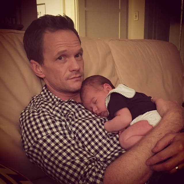 Si hay un famoso que es uno de los papás más orgullosos de sus hijos es Neil Patrick.