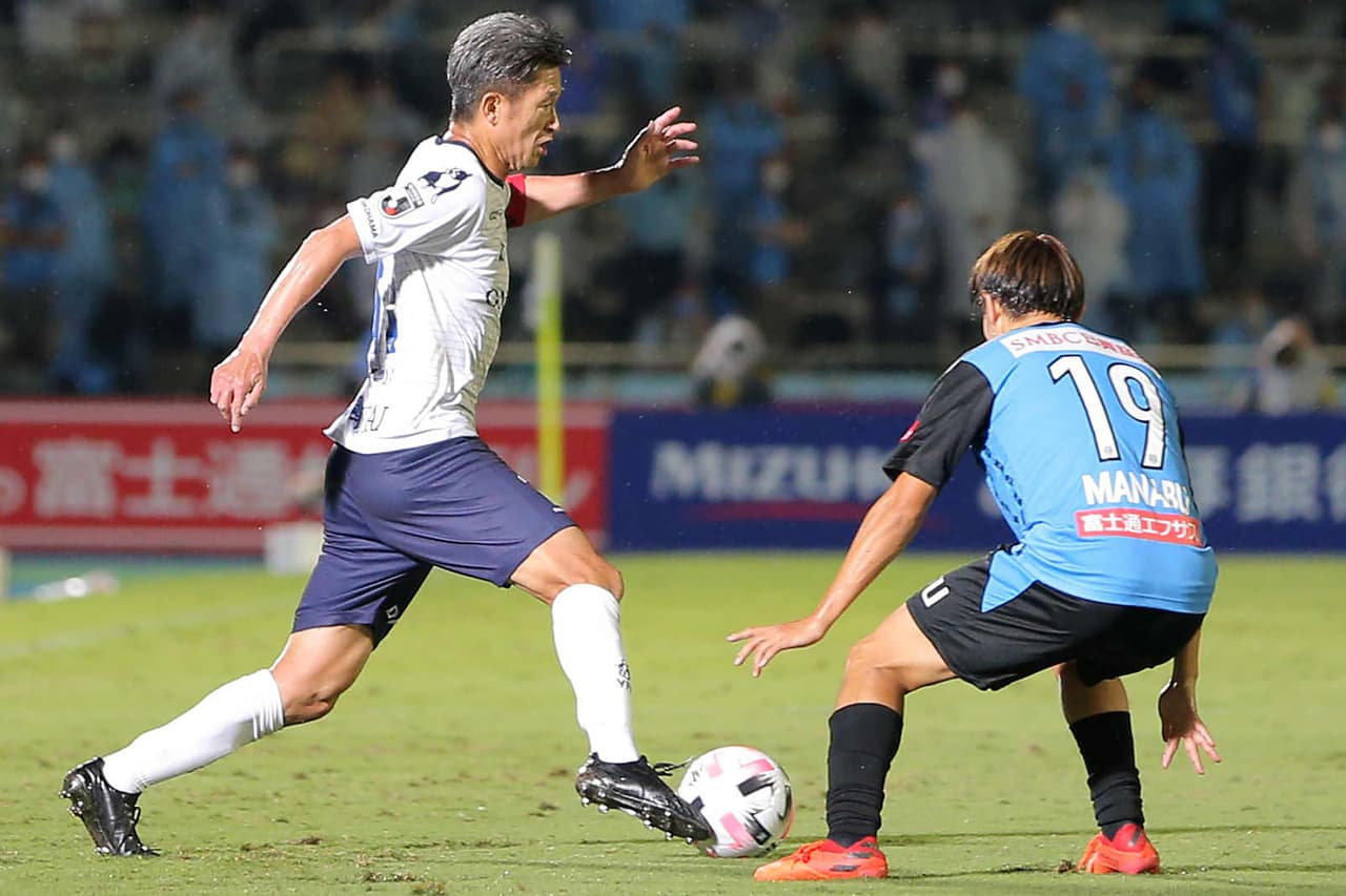 Jugador japonés juega con 53 años como profesional