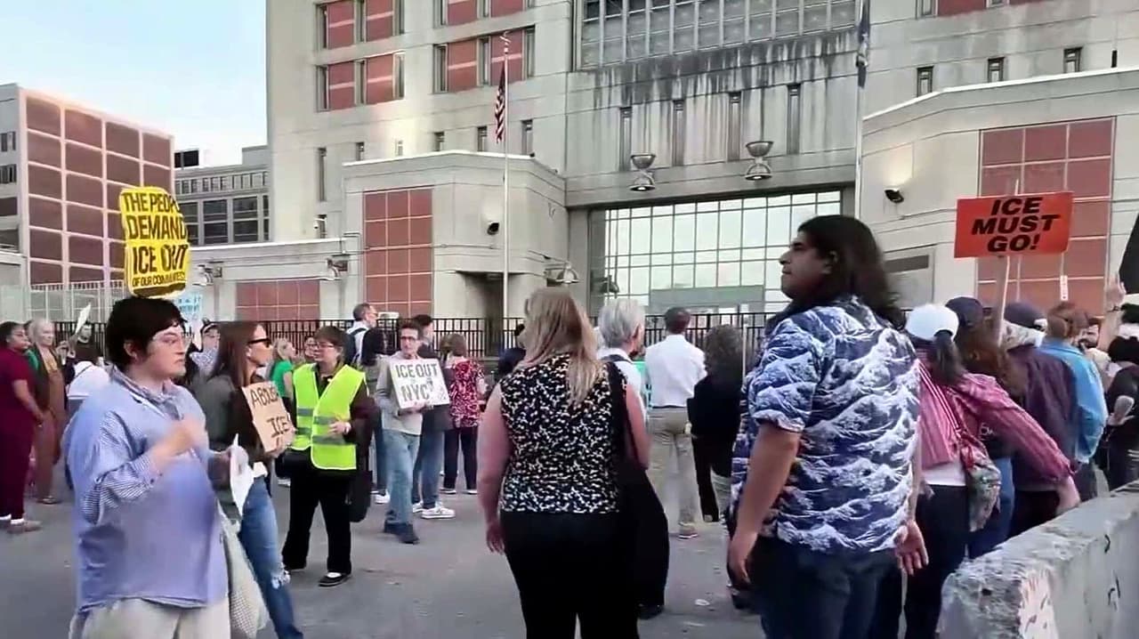 Protestan frente al centro de detención en Brooklyn por malas condiciones y abusos