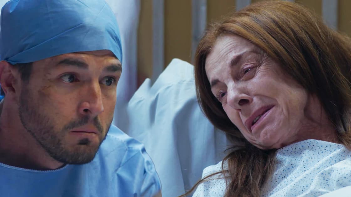 Mateo le pide ayuda a Eloísa para huir del país | Mi Verdad Oculta | Capítulo 78
