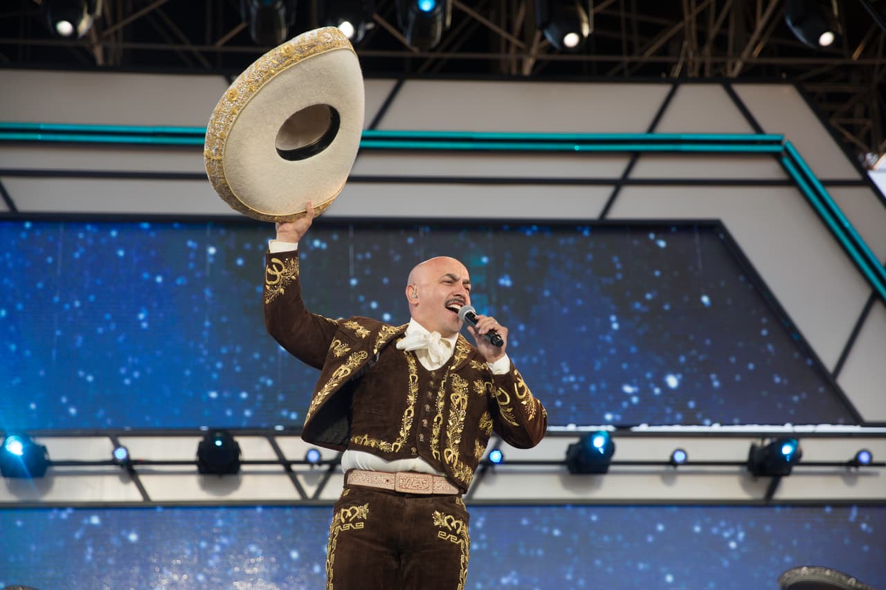 Lupillo Rivera dice que le hubiera encantado cantar en la inauguración de Trump