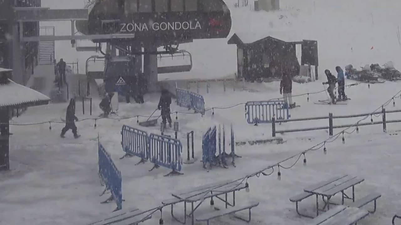 El Arizona Snowbowl abrió sus puertas en 1938 y es una de las áreas de esquí más antiguas del país.
<br>
