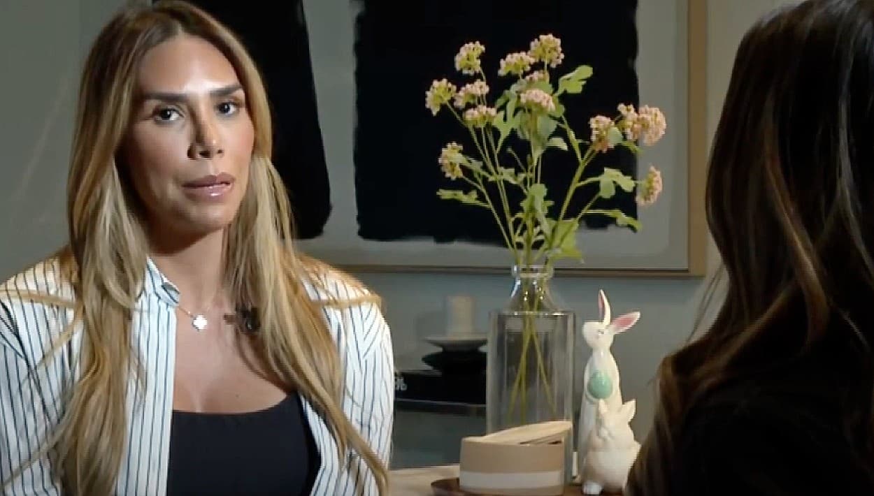 "Puso la cara de mi hija... en videos pornográficos": madre exige acción a secundaria Calabasas