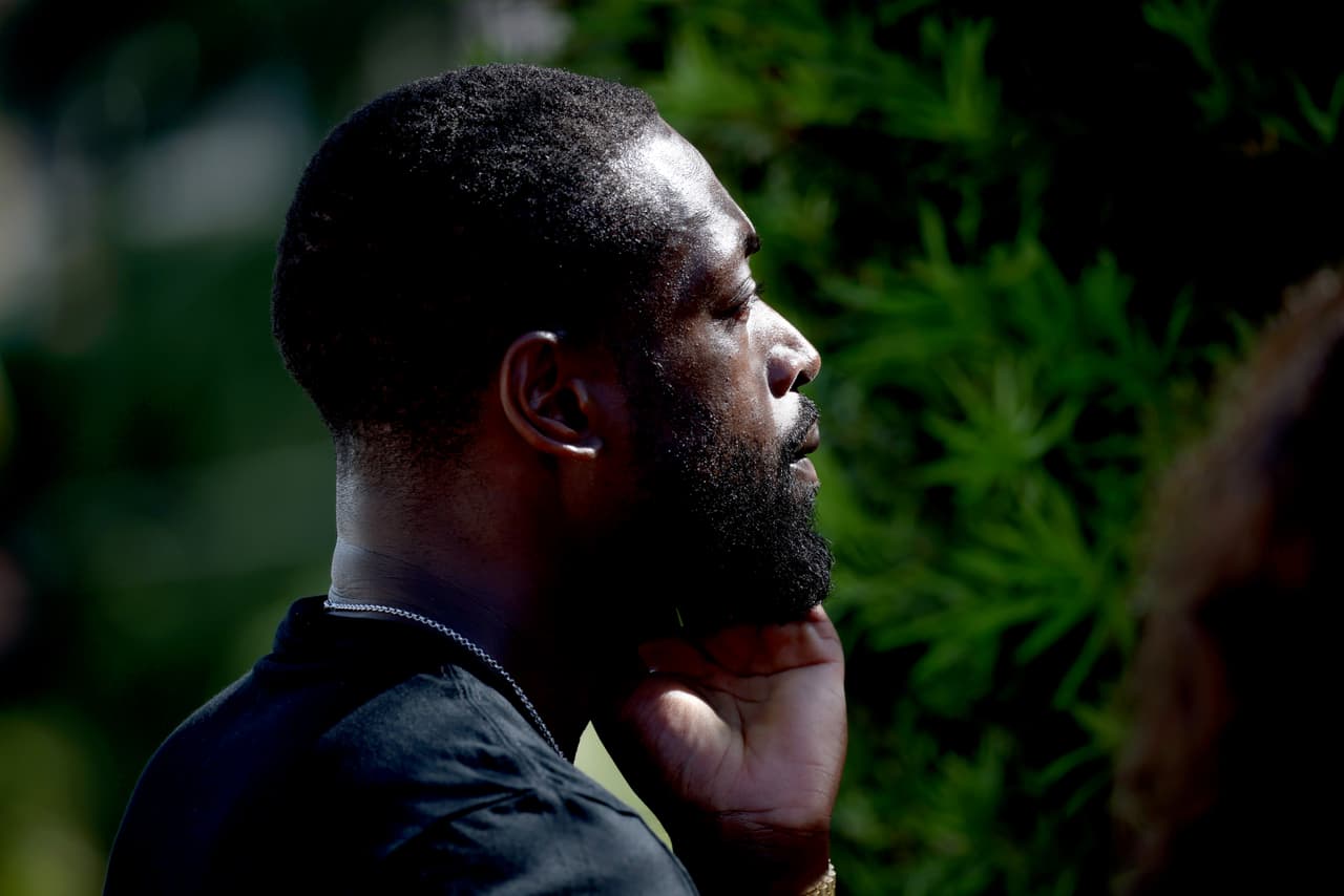 El miércoles, las autoridades informaron que la operación de búsqueda y rescate de sobrevivientes pasaba a una de recuperación de cuerpos. El jueves en horas de la tarde la cifra de muertes por esta tragedia ascendia a 64.