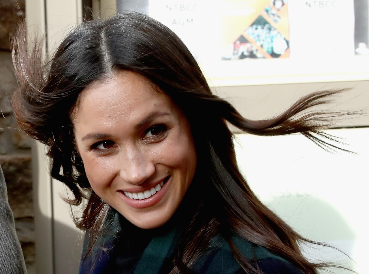 La periodista y biógrafa dijo que la única regla que Meghan Markle debe evitar romper es la de permanecer en silencio sobre opiniones políticas personales.