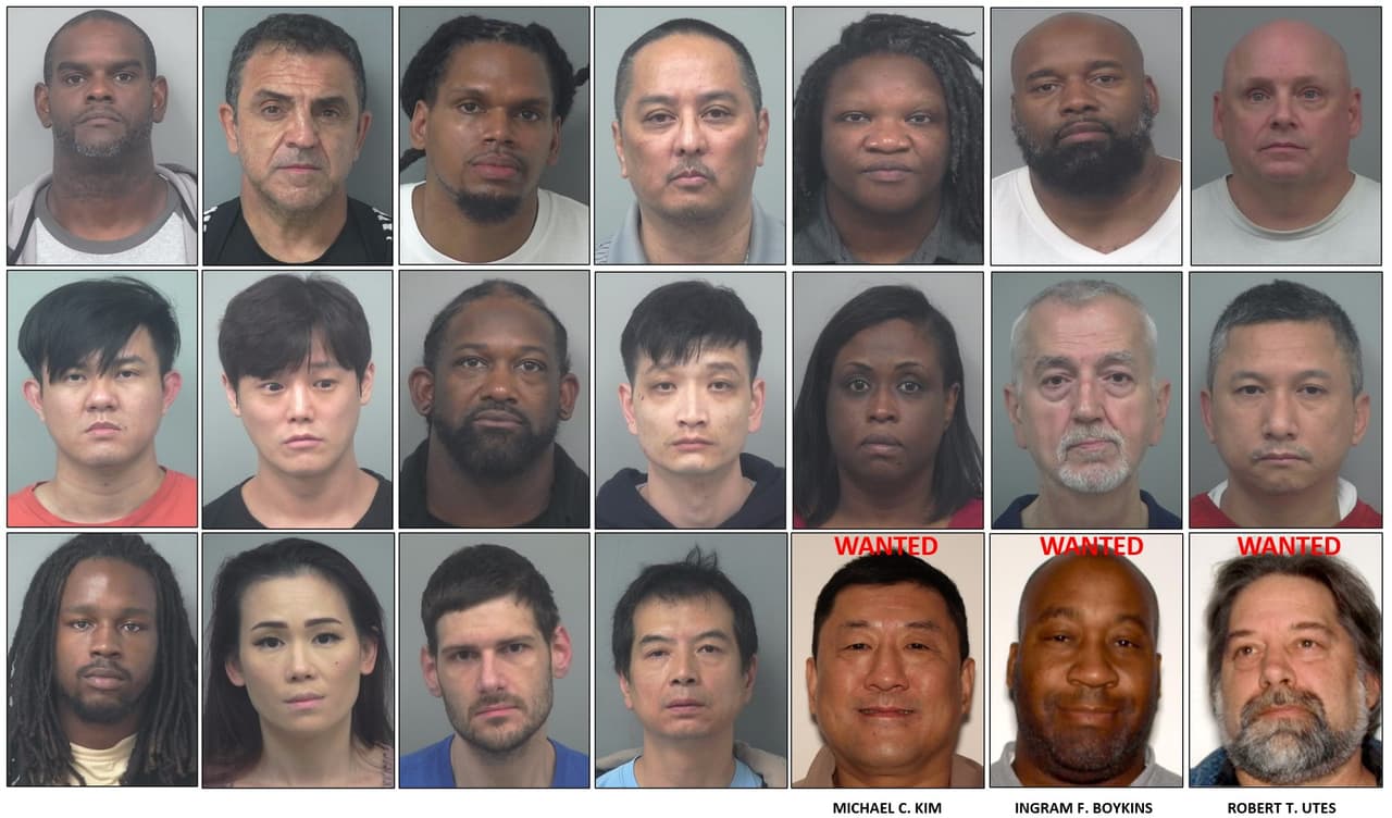 Los arrestados fueron identificados como: Jennia Washington Hicks, Almena Denise Mccall, Joseph Flauta, Victoria Sue Um, Lamech Thomas, James Walter Leverette, Barrington Ricardo Anderson, Robert Alexander Hill, John Psomiadis, Duc Thanh Le, Ayotunde Olufemi Dennis, Ramsey Poyner Jones, Vincent Mitchell Viani, Yongrui Liu, Hyungi Lee, Anthony Eli Brown, Ho Son y Gao Jie Guangie.