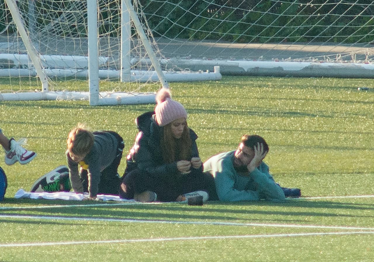 Piqué parecía querer saber más de lo que ella estaba pensando.