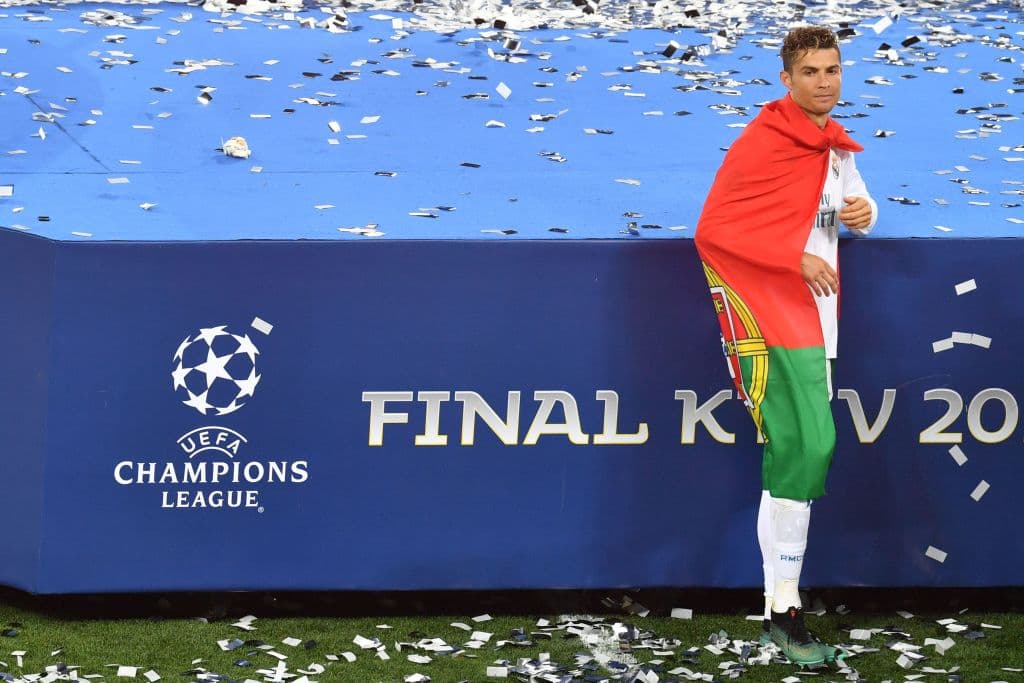 Cristiano Ronaldo tuvo una actuación en descenso en el Mundial con Portugal tras comenzar con triplete y anotar un gol después, pero caer en octavos de final. Aún así ganó Champions con Real Madrid.