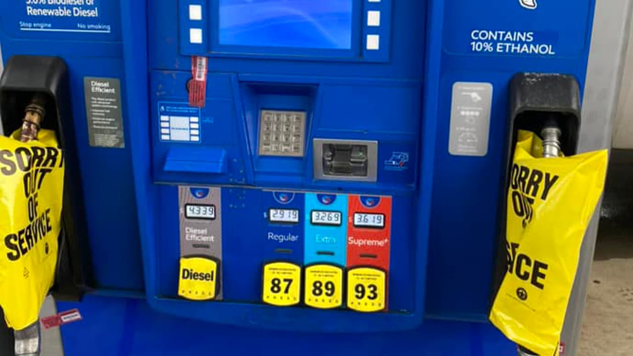 En total fueron más de 800 galones de diésel que estuvo a punto de robarse, pero los oficiales llegaron a tiempo.