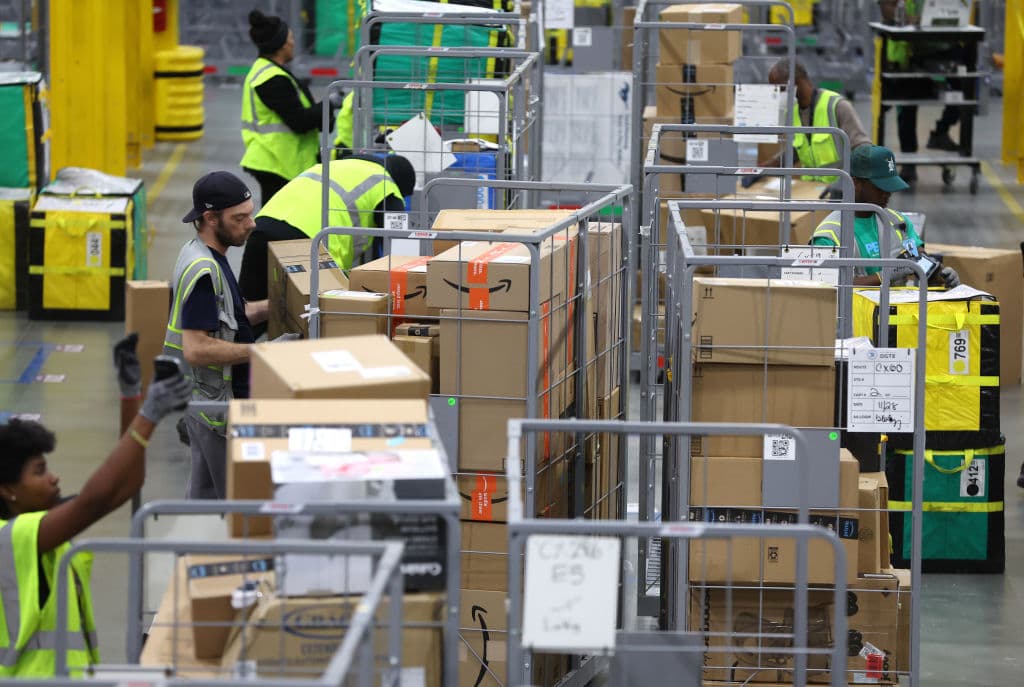 Almacén de Amazon en Georgia. (Photo by Justin Sullivan/Getty Images)