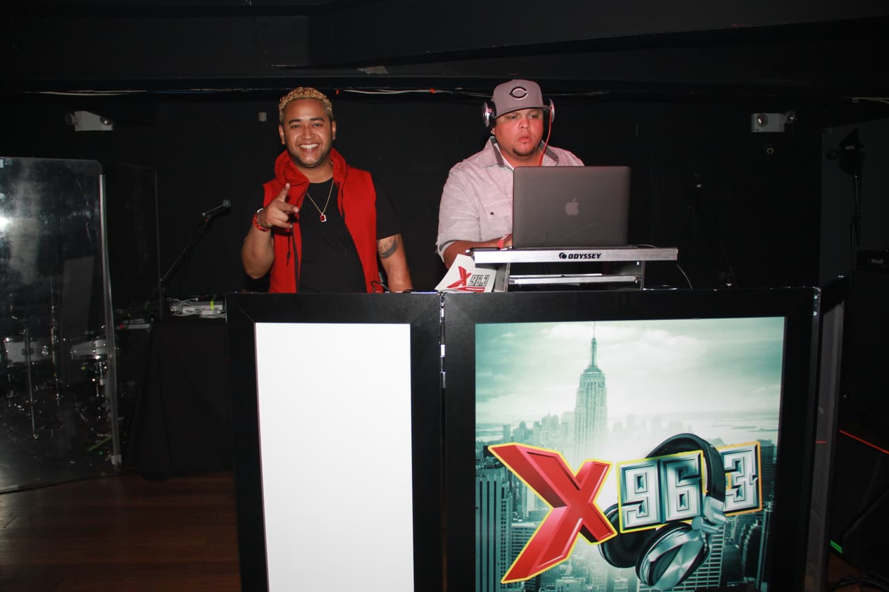 ¡De colombia pal' mundo! Los éxitos de Maluma retumbaron la gran manzana en el Borro Cassette Party de La X.