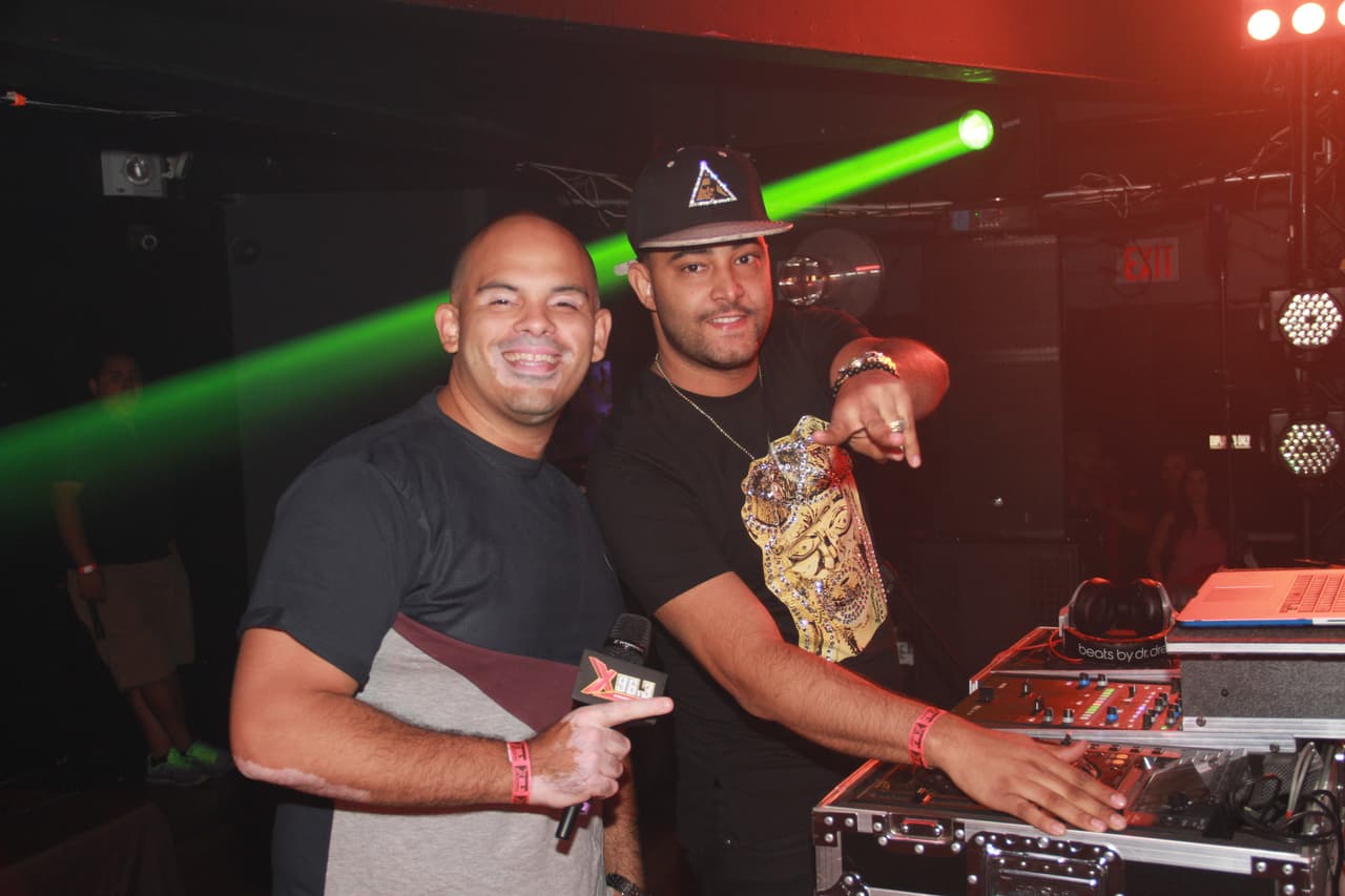 ¡De colombia pal' mundo! Los éxitos de Maluma retumbaron la gran manzana en el Borro Cassette Party de La X.