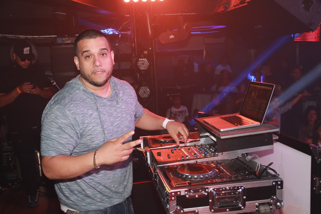 ¡De colombia pal' mundo! Los éxitos de Maluma retumbaron la gran manzana en el Borro Cassette Party de La X.