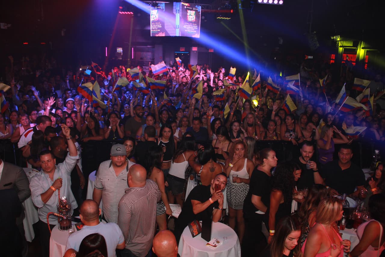 ¡De colombia pal' mundo! Los éxitos de Maluma retumbaron la gran manzana en el Borro Cassette Party de La X.