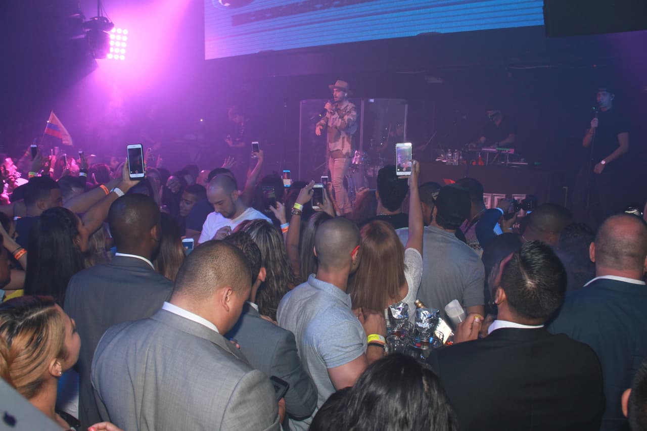 ¡De colombia pal' mundo! Los éxitos de Maluma retumbaron la gran manzana en el Borro Cassette Party de La X.