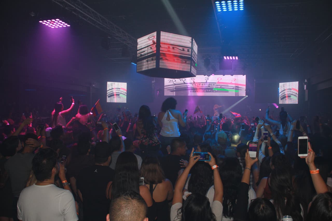 ¡De colombia pal' mundo! Los éxitos de Maluma retumbaron la gran manzana en el Borro Cassette Party de La X.